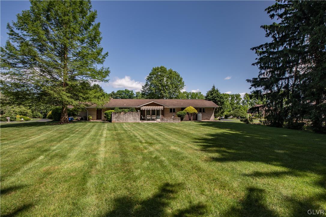 975 Wedgewood Road Bethlehem, PA 18017 - Photo 10 of 49 Private, large, flat backyard