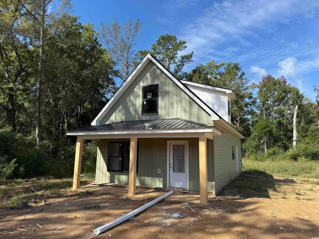 $250,000 | 402 South Magnolia Avenue, Andrews, SC 29510