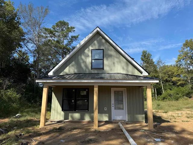 $250,000 | 402 South Magnolia Avenue, Andrews, SC 29510