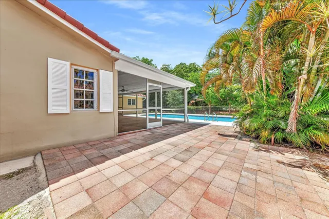 $609,900 | 11061 Northwest 45th Street, Coral Springs, FL 33065