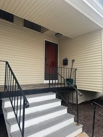 $3,000 | 909 Pleasant Street, Unit 14, Weymouth, MA 02189