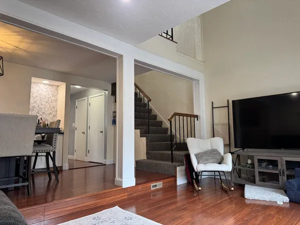 $3,000 | 909 Pleasant Street, Unit 14, Weymouth, MA 02189