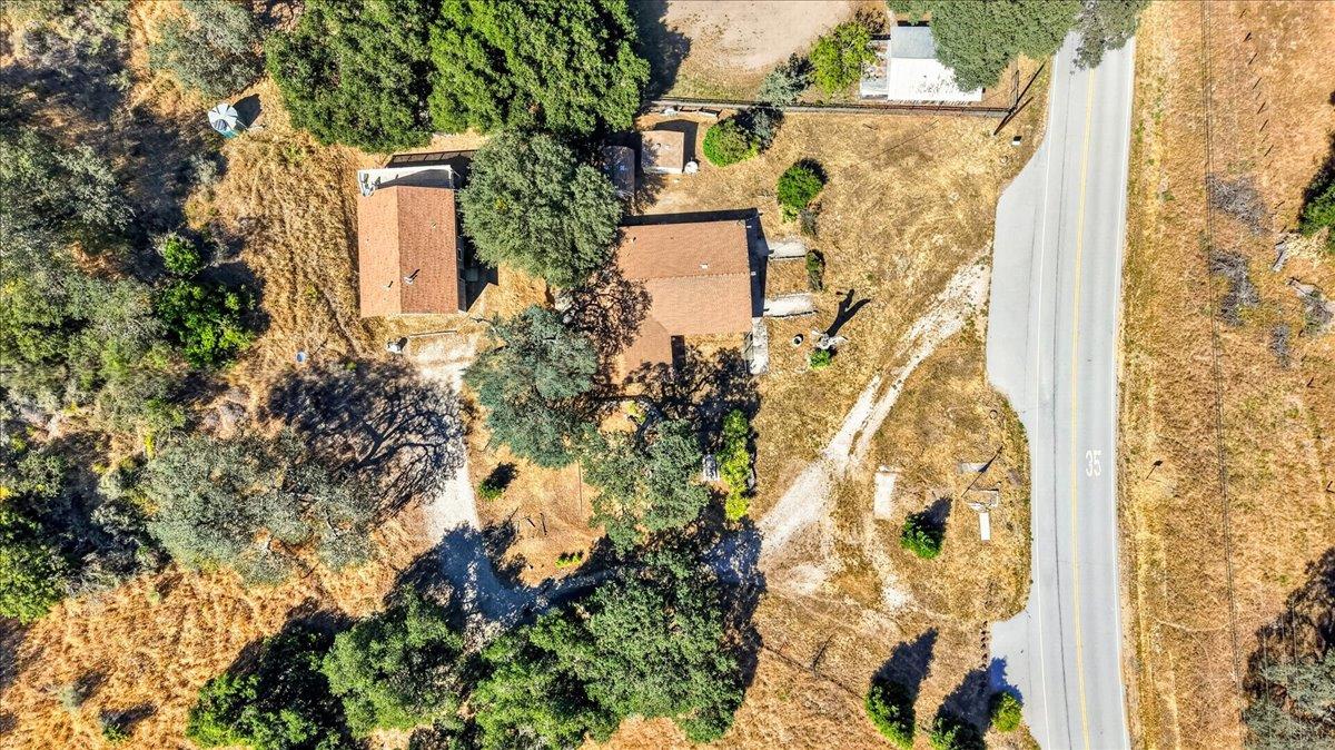 46404 Arroyo Seco Road Greenfield, CA 93927 - Photo 51 of 53 view of a house with a yard