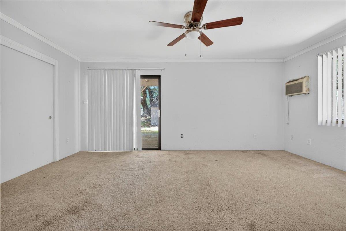 46404 Arroyo Seco Road Greenfield, CA 93927 - Photo 9 of 53 a view of a big room with carpet