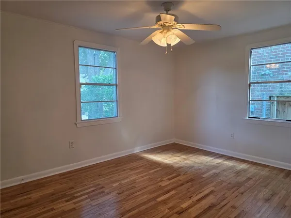 $2,400 | 552 Metairie Lawn Drive, Metairie, LA 70001