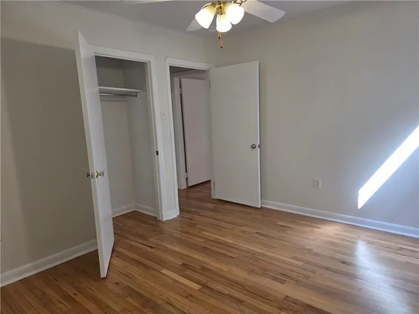 $2,400 | 552 Metairie Lawn Drive, Metairie, LA 70001