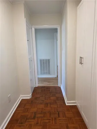 $2,400 | 552 Metairie Lawn Drive, Metairie, LA 70001