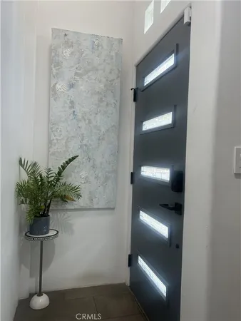 $8,500 | 610 9th Street, Unit A, Hermosa Beach, CA 90254