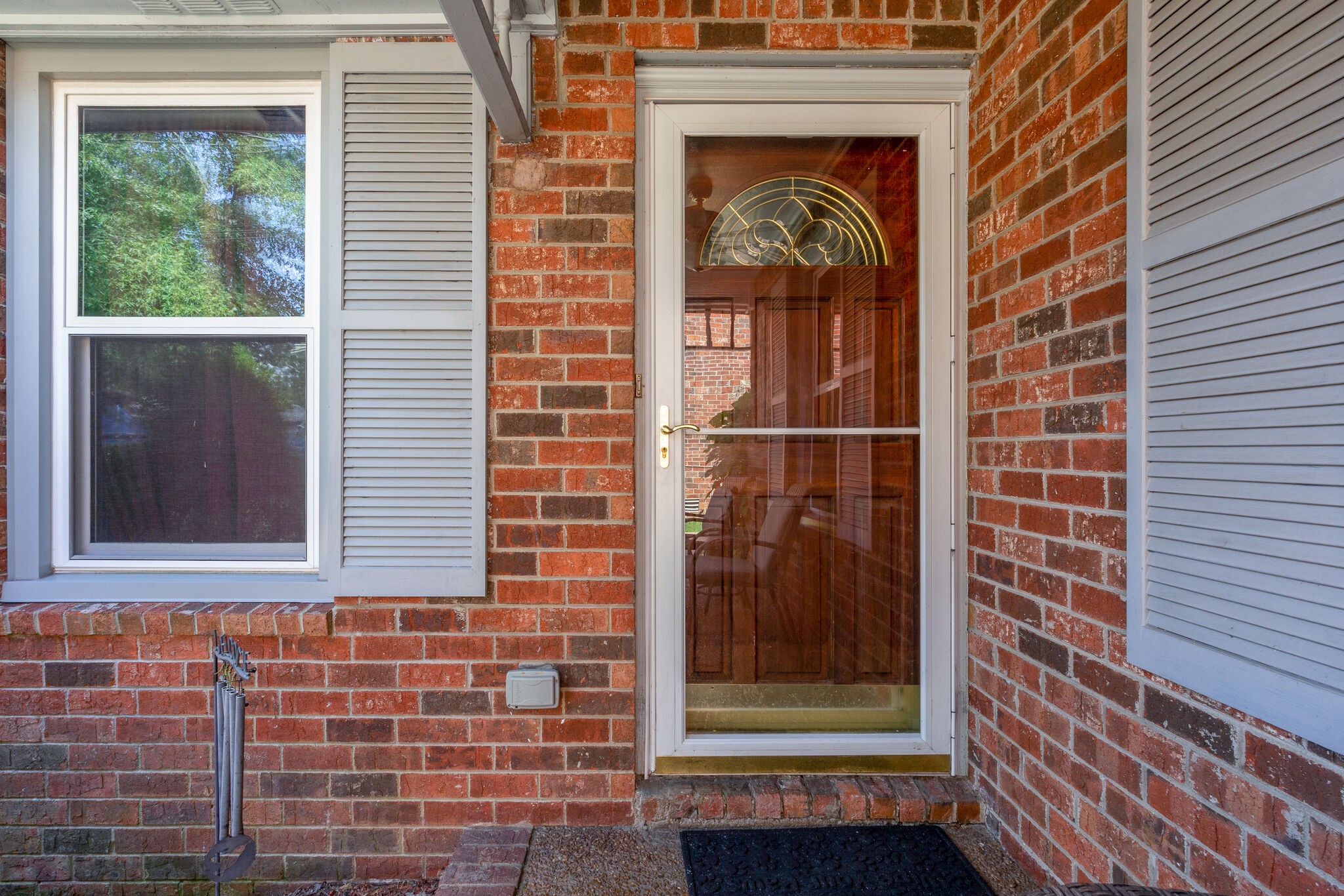 1216 Idlewild Place Madison, TN 37115 - Photo 4 of 24 a front view of a house with a window