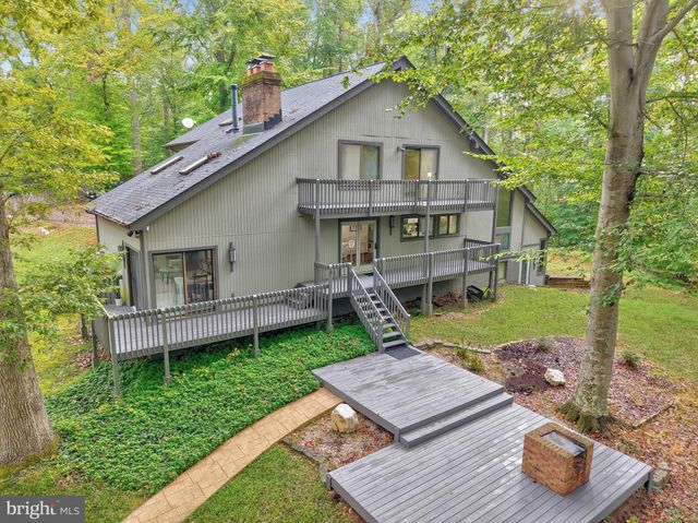 $723,000 | 6011 Occoquan Forest Drive, Manassas, VA 20112