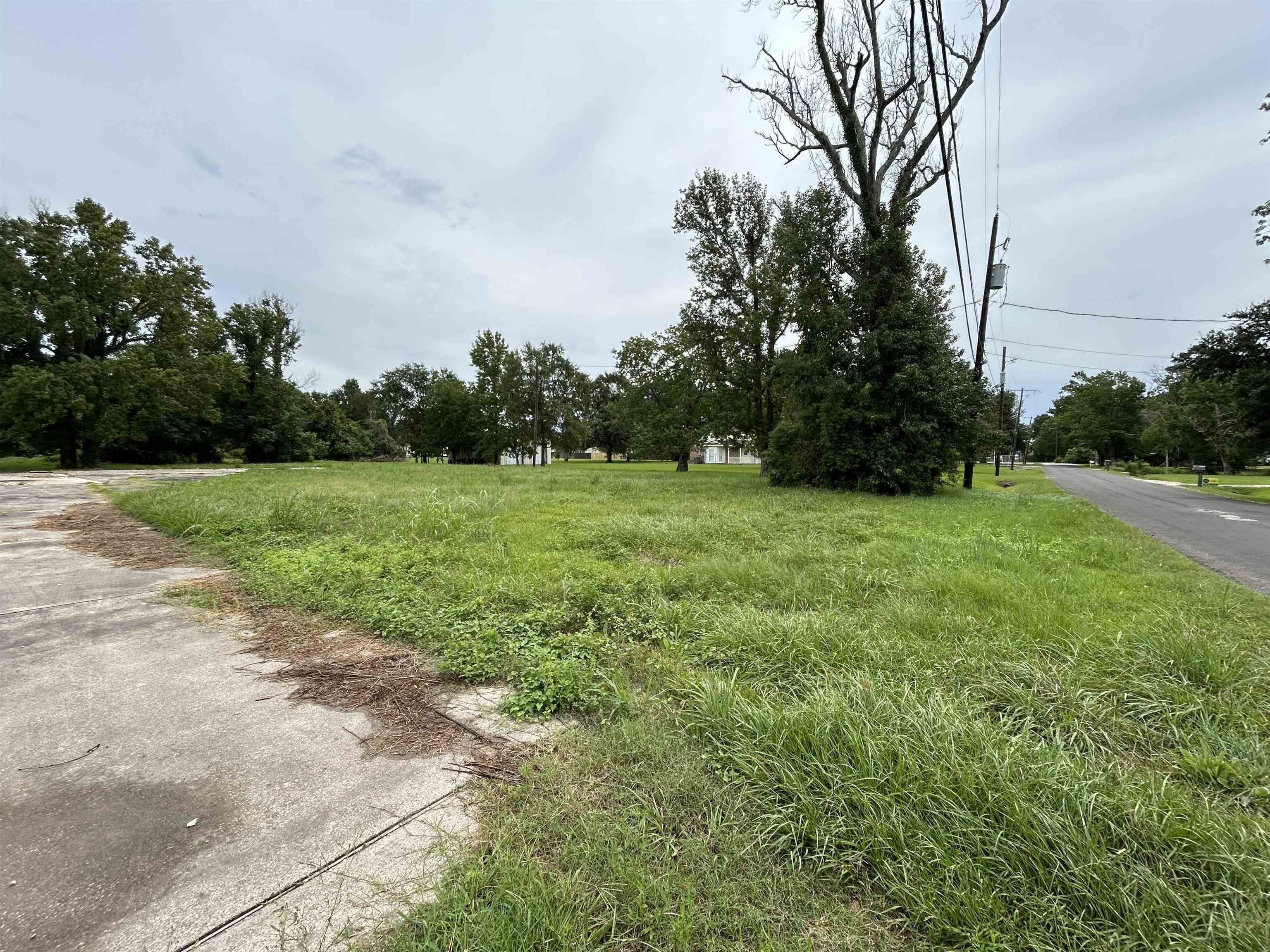 295 Stapper Street Bridge City, TX 77611 - Photo 5 of 8