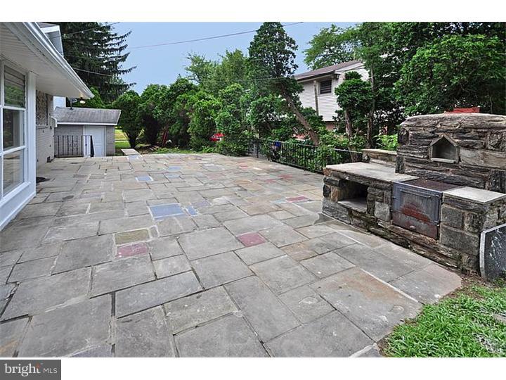 641 Ashbourne Road Cheltenham, PA 19012 - Photo 11 of 24 Patio