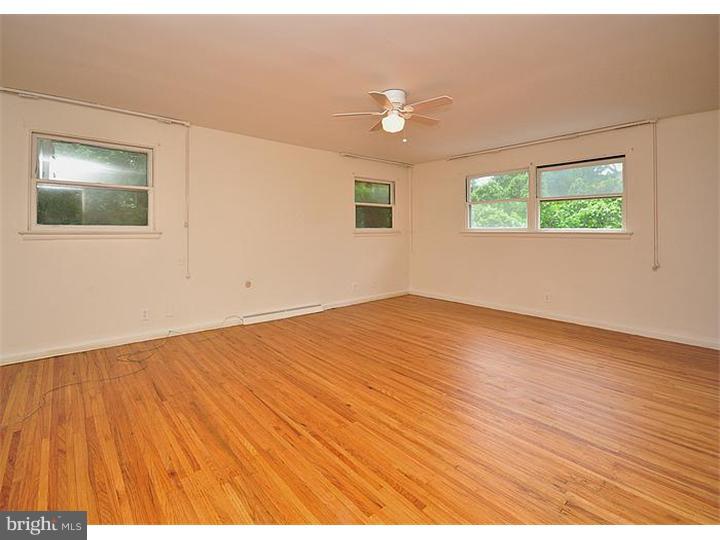 641 Ashbourne Road Cheltenham, PA 19012 - Photo 19 of 24 Bedroom - Main