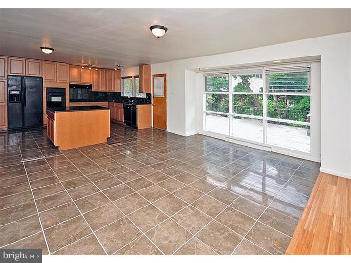641 Ashbourne Road Cheltenham, PA 19012 - Photo 8 of 24 Kitchen