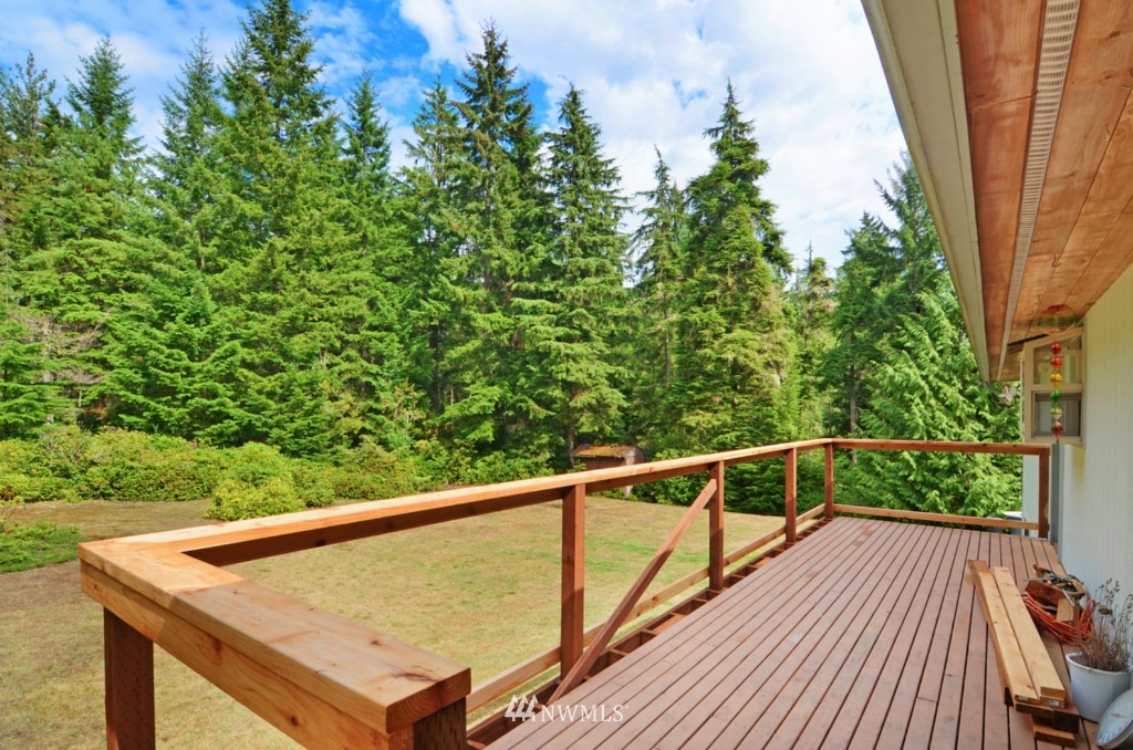 1260 Northwest Thompson Road Poulsbo, WA 98370 - Photo 19 of 24 Gallery Image 19