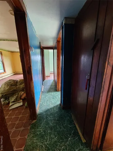 a view of walk in closet