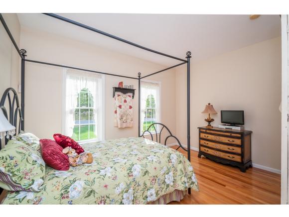 28 Bush Hill Road Pelham, NH 03076 - Photo 26 of 36
