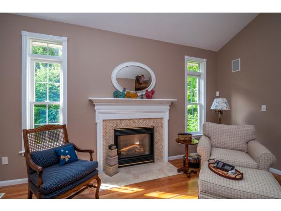 28 Bush Hill Road Pelham, NH 03076 - Photo 10 of 36