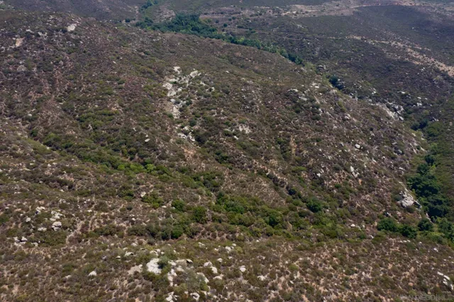 a view of city view and mountain view