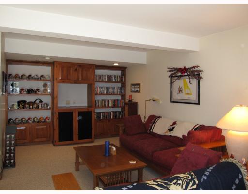 547 Hunters Path Road Bridgeville, PA 15017 - Photo 7 of 14 Den/Family/Great Room.