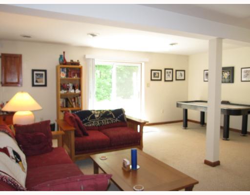 547 Hunters Path Road Bridgeville, PA 15017 - Photo 8 of 14 Den/Family/Great Room.