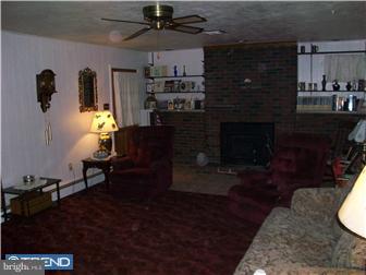 2330 Stanton Avenue Franklinville, NJ 08322 - Photo 7 of 10 Living Room