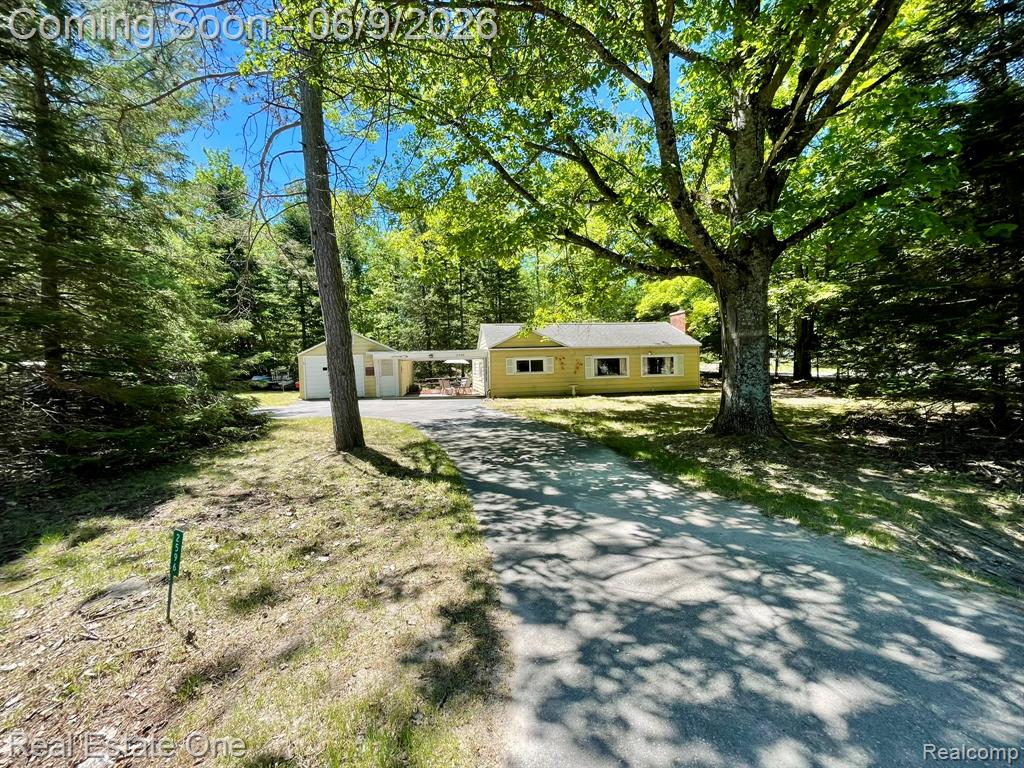 2596 Fox Road Lincoln, MI 48742 - Photo 2 of 54