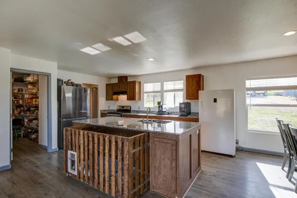 $355,000 | 9212 Banderilla Drive, La Grange, CA 95329