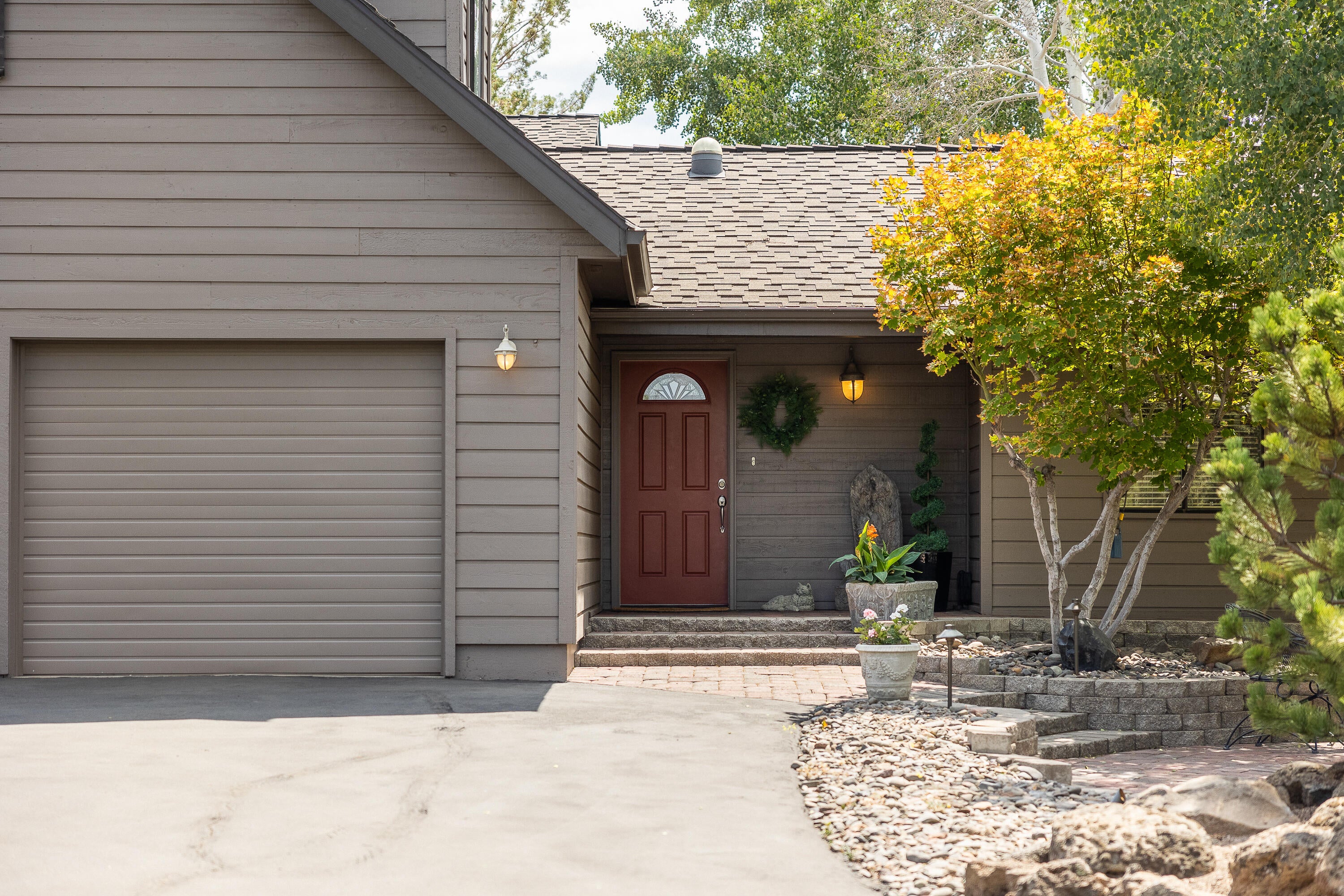 64355 Crosswinds Road Bend, OR 97703 - Photo 13 of 54 64355 Crosswinds Rd 9 of 49