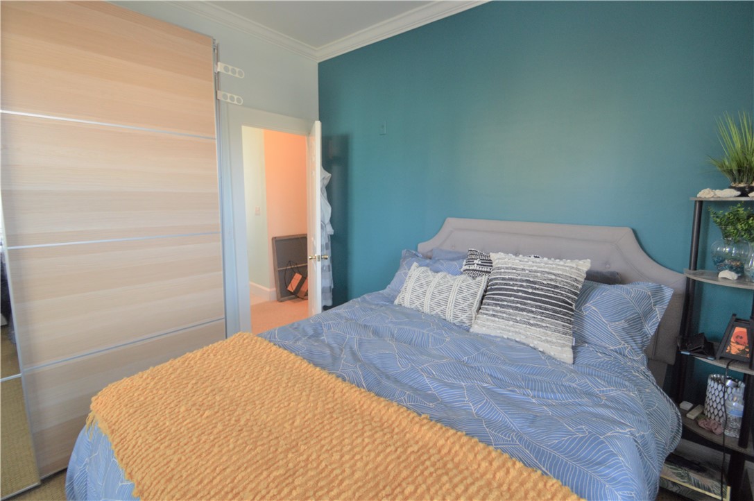 398 Wolcott Avenue, Unit 9 Middletown, RI 02842 - Photo 12 of 33 Bedroom 1