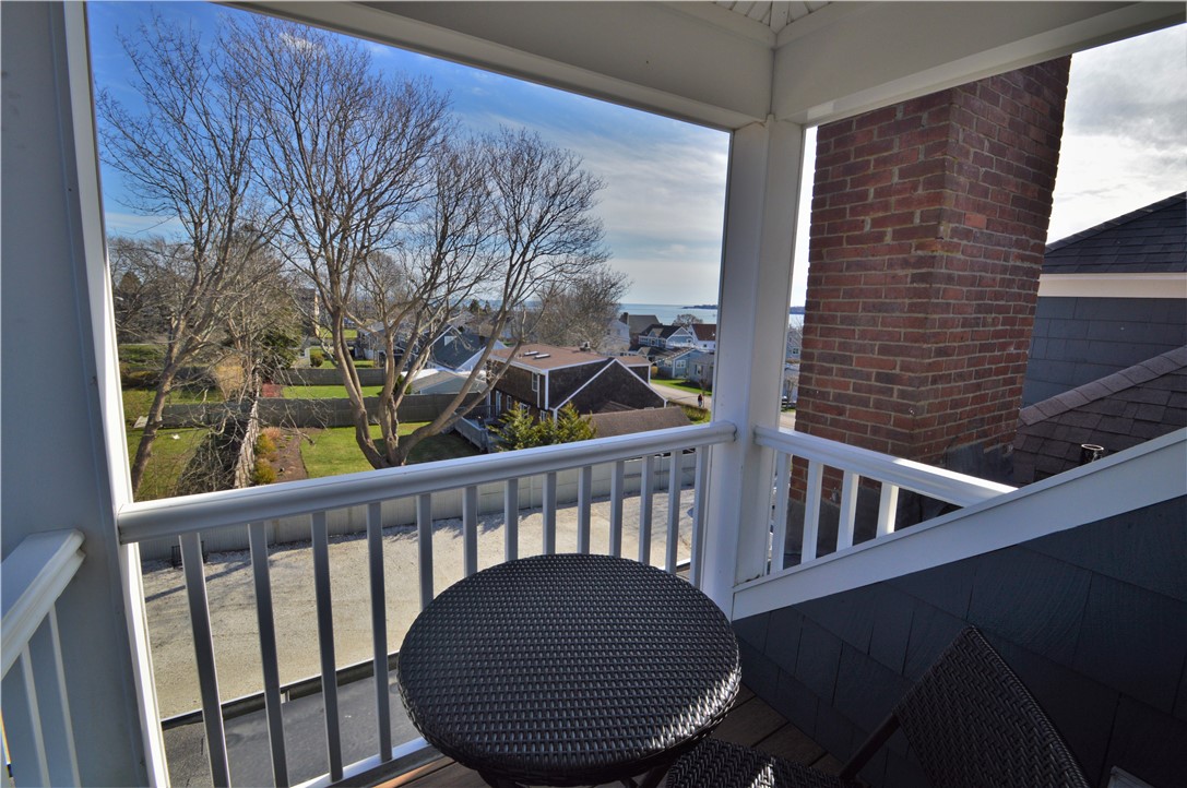 398 Wolcott Avenue, Unit 9 Middletown, RI 02842 - Photo 31 of 33