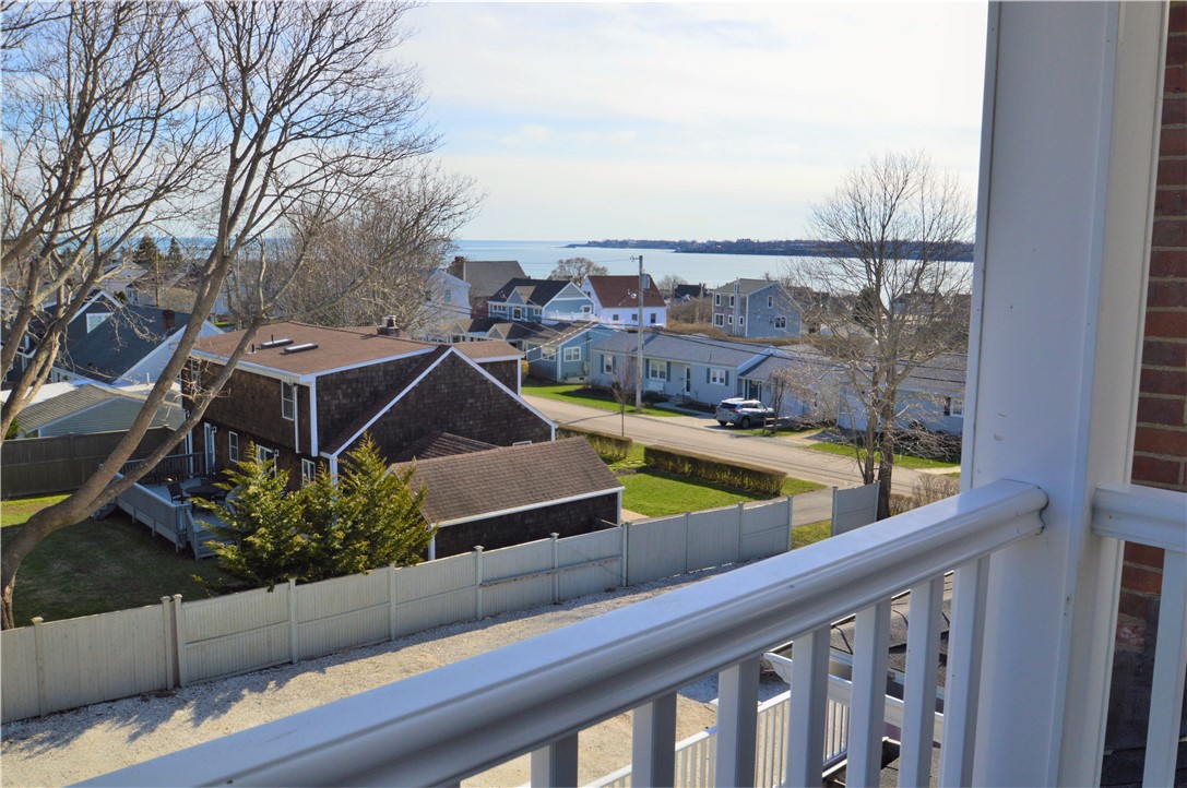 398 Wolcott Avenue, Unit 9 Middletown, RI 02842 - Photo 33 of 33