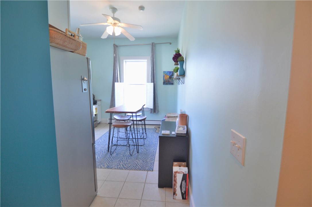 398 Wolcott Avenue, Unit 9 Middletown, RI 02842 - Photo 7 of 33 kitchen