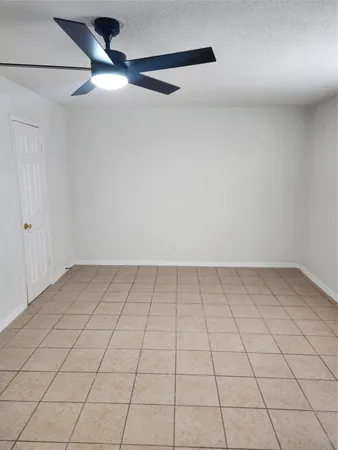 $825 | 14033 Garber Lane, Unit 3, Houston, TX 77015