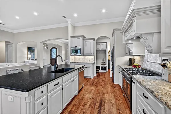 $695,000 | 2427 Remuda Drive, Sherman, TX 75092