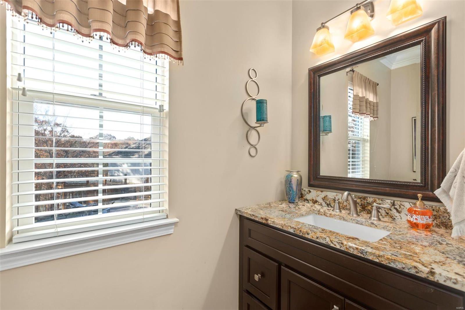 812 Castle Ridge Court Ballwin, MO 63021 - Photo 20 of 41 Gallery Image 20
