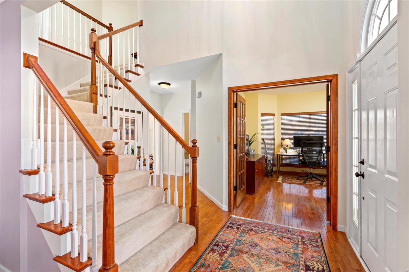 812 Castle Ridge Court Ballwin, MO 63021 - Photo 4 of 41 Gallery Image 4