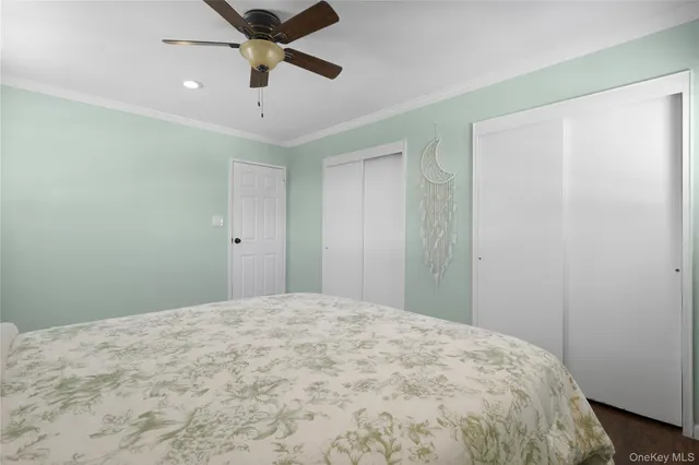 $259,000 | 294 Edmunton Drive, Unit K18, North Babylon, NY 11703