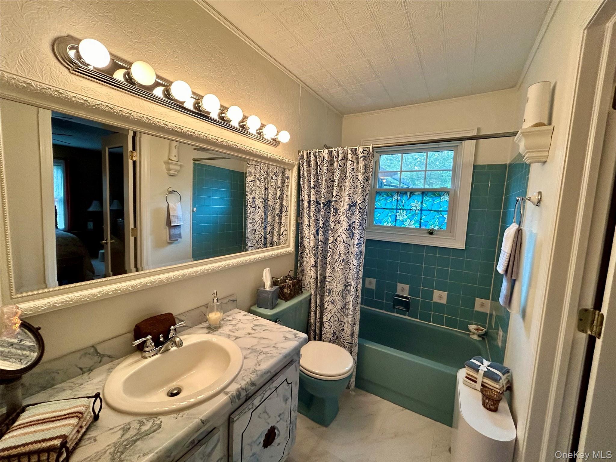 54 Madeline Road Ridge, NY 11961 - Photo 18 of 23 Gallery Image 18