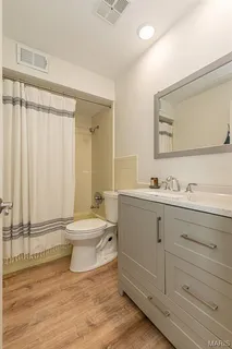$475,000 | 9822 Meadowfern Drive, Crestwood, MO 63126