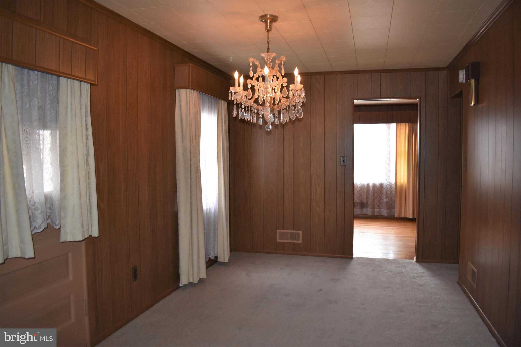 5406 Radecke Avenue Baltimore, MD 21206 - Photo 11 of 33 Separate Dining Room