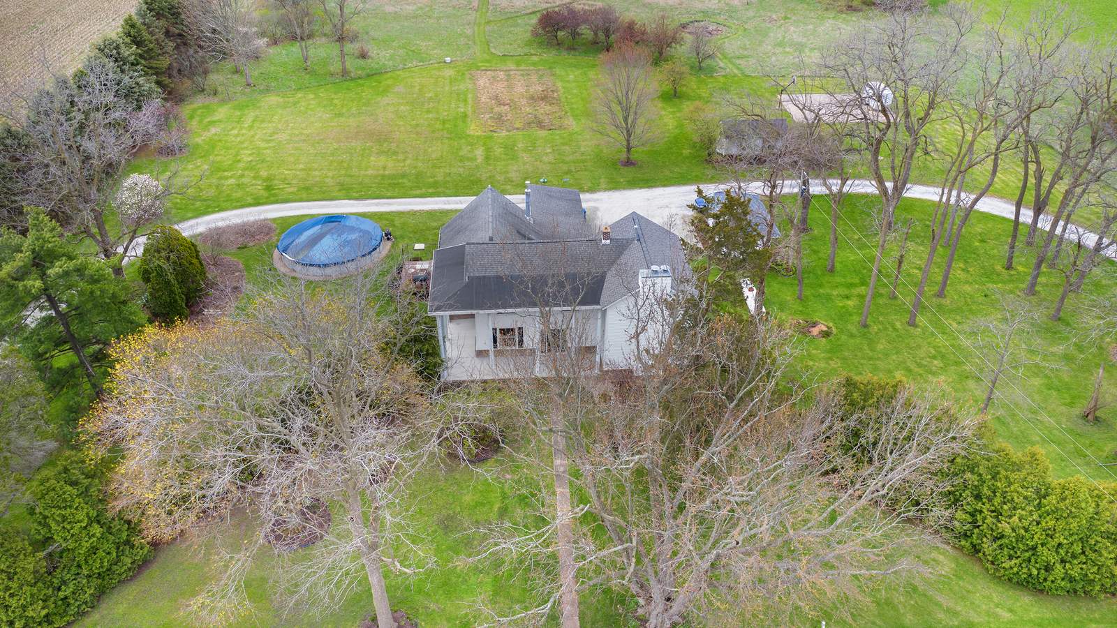 29400 Rankert Road Walkerton, IN 46574 - Photo 3 of 36