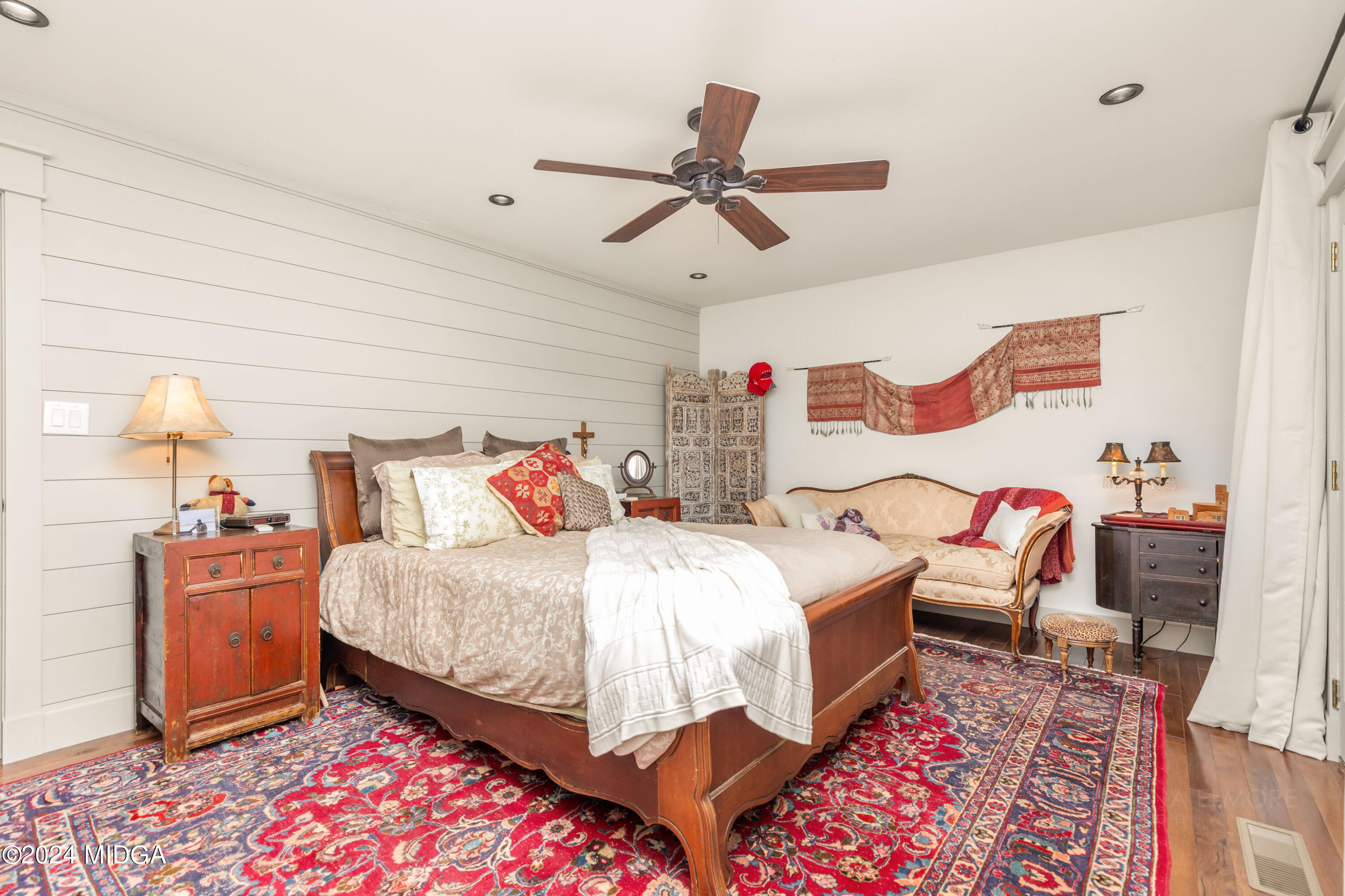 362 Stone Edge Road Macon, GA 31210 - Photo 36 of 68 a bedroom with a bed and dresser