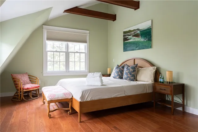 $4,200 | 304 3rd Beach Road, Middletown, RI 02842