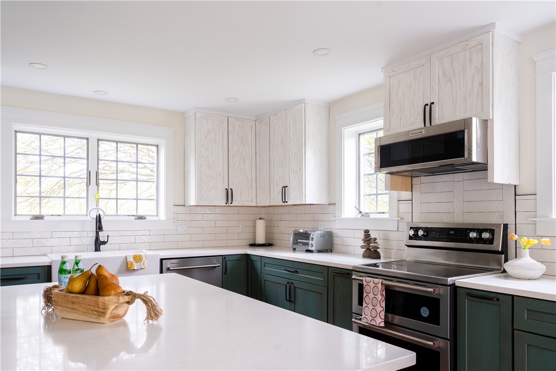 304 3rd Beach Road Middletown, RI 02842 - Photo 42 of 50