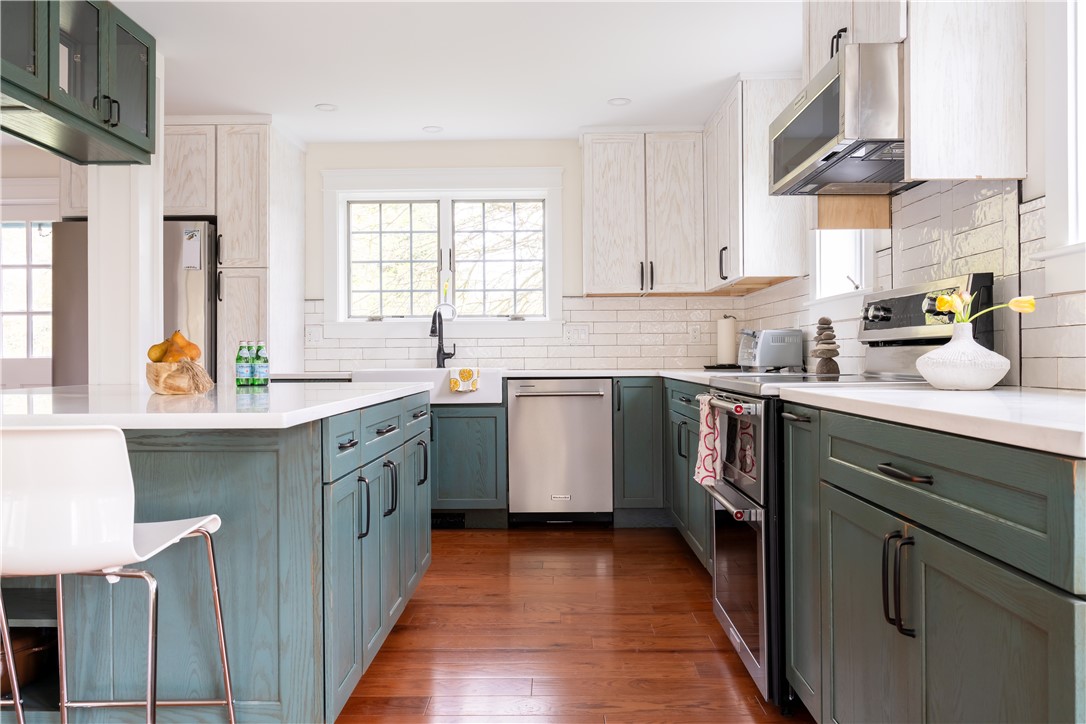 304 3rd Beach Road Middletown, RI 02842 - Photo 44 of 50