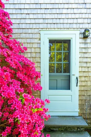 $4,200 | 304 3rd Beach Road, Middletown, RI 02842