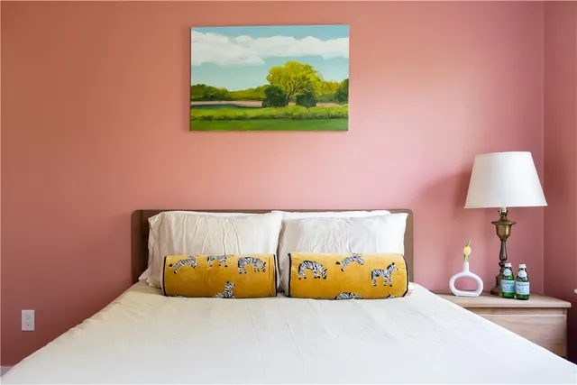 $4,200 | 304 3rd Beach Road, Middletown, RI 02842