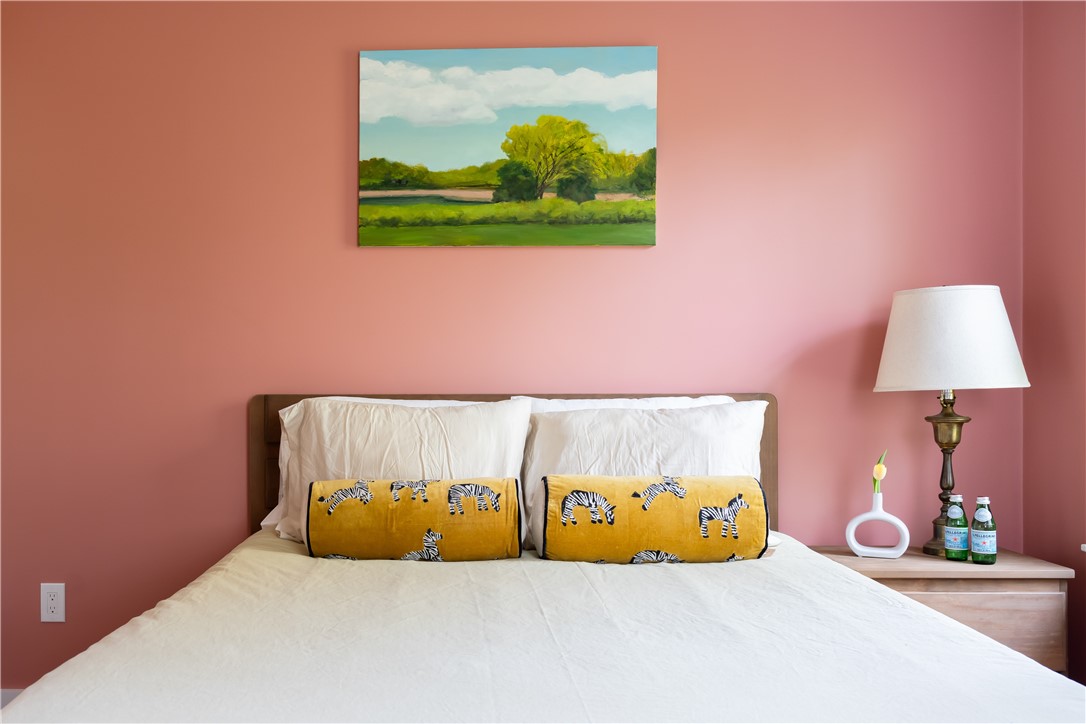 304 3rd Beach Road Middletown, RI 02842 - Photo 5 of 50