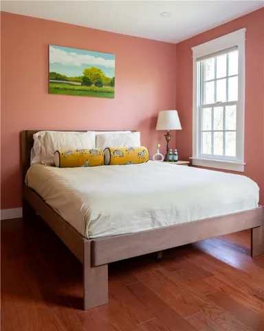 $4,200 | 304 3rd Beach Road, Middletown, RI 02842